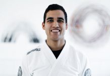 백마운트에서 보우 앤 애로우 공격 디테일!