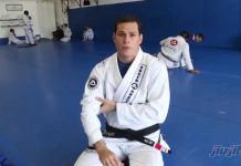 호저 그레이시의 크로스 초크 디테일!