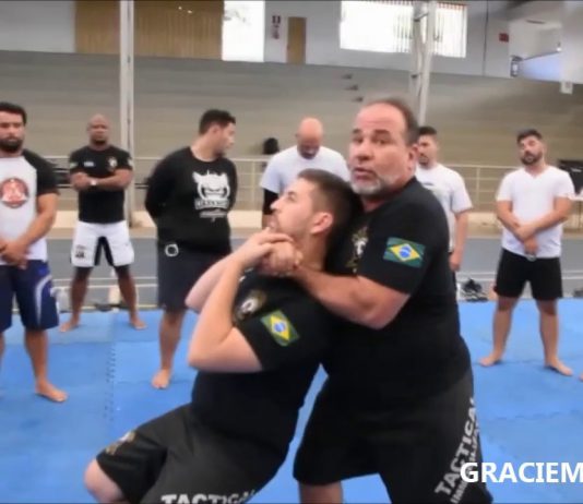 파울로 페포소가 경찰들에게 알려주는 전술적 제압!