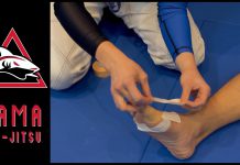 주짓수를 위한 엄지발가락과 무릎 테이핑