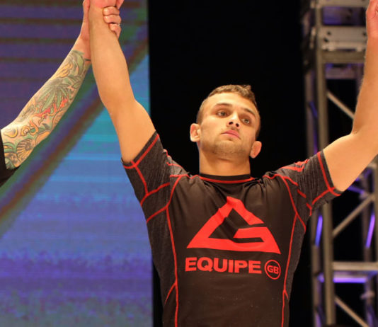 루카스 발렌테(Lucas Valente)