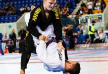 스탠드 업 가드 패스 / 칼슨 그레이시 가드 패스(Stand-Up Guard Pass / Carlson Gracie Guard Pass)