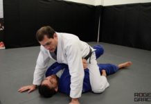 마운트 포지션 : 주짓수에서의 지배적 포지션 유지와 방어 전략